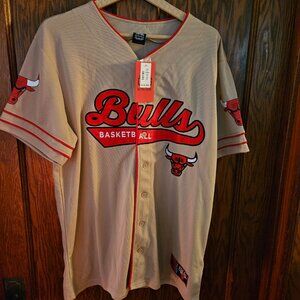 Chicago Bulls Ultra Game Basketball Baseball Button Up Jersey Mens SZ L